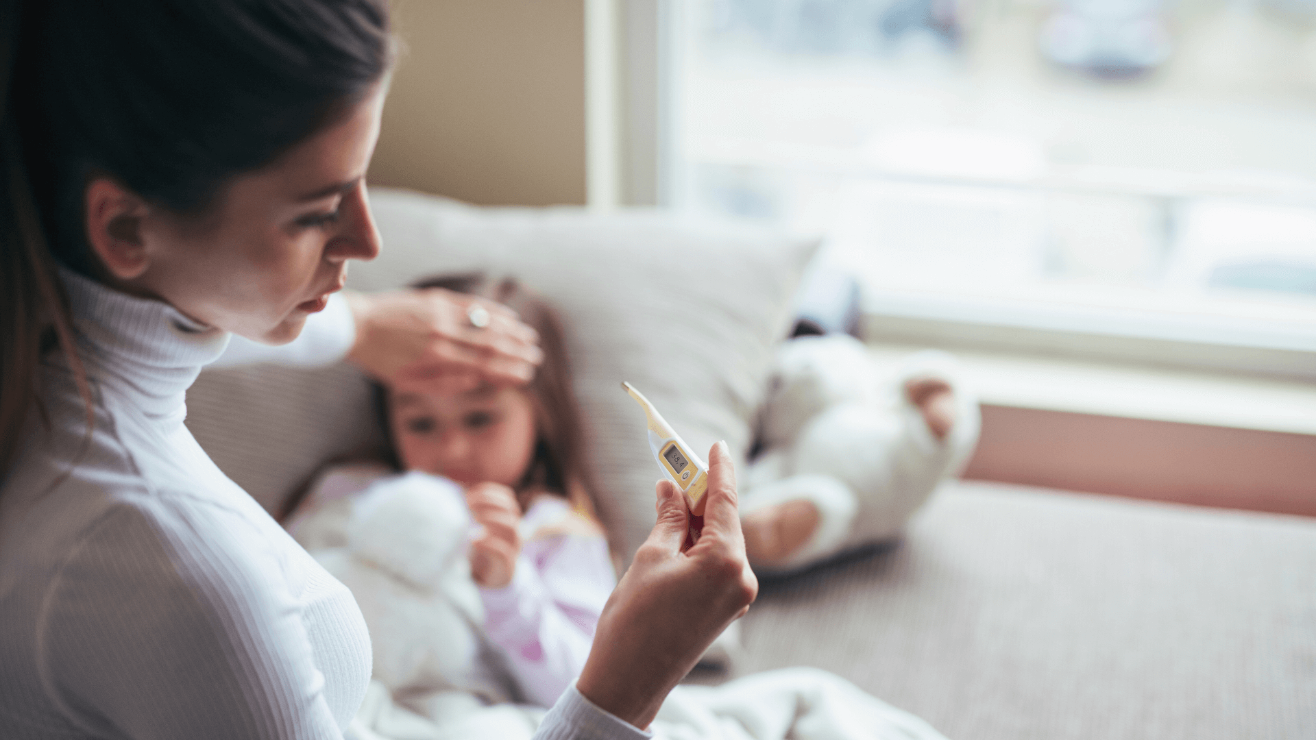 Začiatok školského roka znamená pre deti aj prvú veľkú skúšku imunity. Nové prostredie, kolektív, menej spánku a chladnejšie počasie často vedú k častým prechladnutiam a zápalom. Ak sa vaše dieťa pravidelne trápi s opakovane zapálenými mandľami alebo zápalom stredného ucha, nie ste sami.